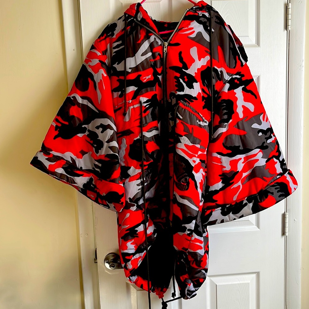 CAMO WIDE ARM coat